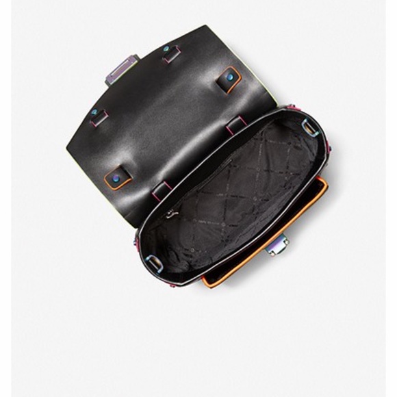 authentic Michael Kors Manhattan Medium Contrast- Trim black leather satchel - Picture 2 of 8